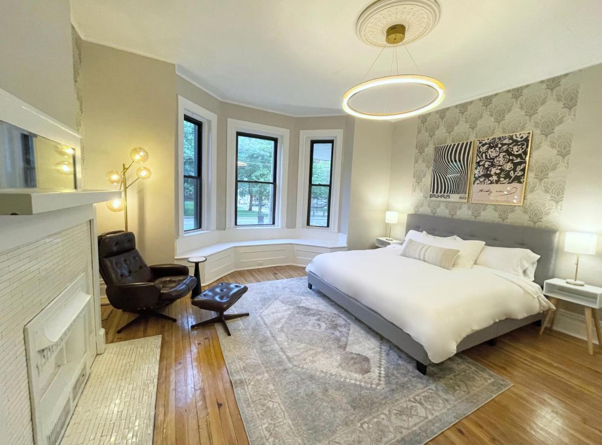 The Warhola Bloomfield By Luxe Pgh Lejlighed Pittsburgh Eksteriør billede